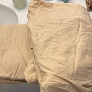 Soft Cream Bedding Set